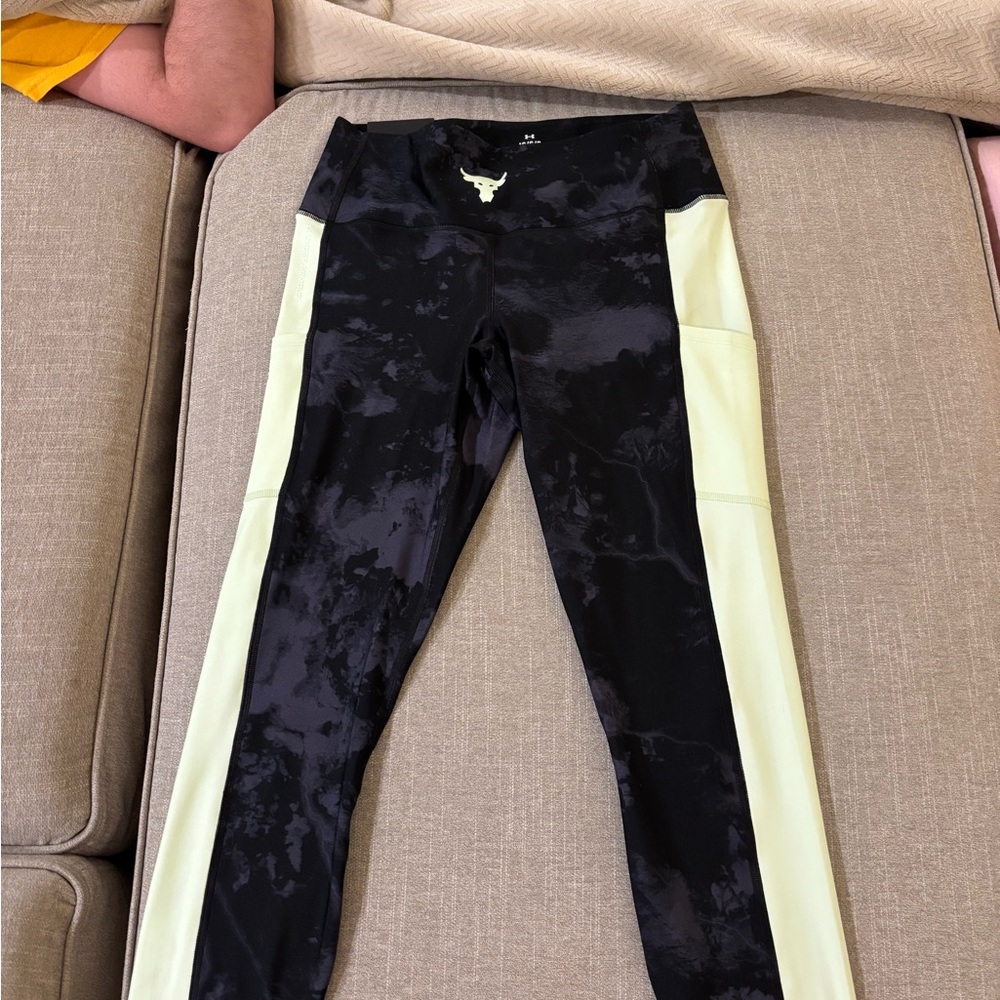 Under Armour Black and light green  Compression Leggings